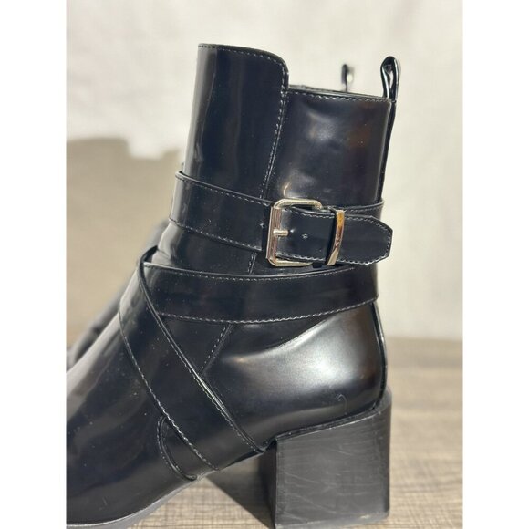 Nasty Gal Faux Patent Leather Buckle Strap Ankle Combat Boots - size 6 - Picture 4 of 11